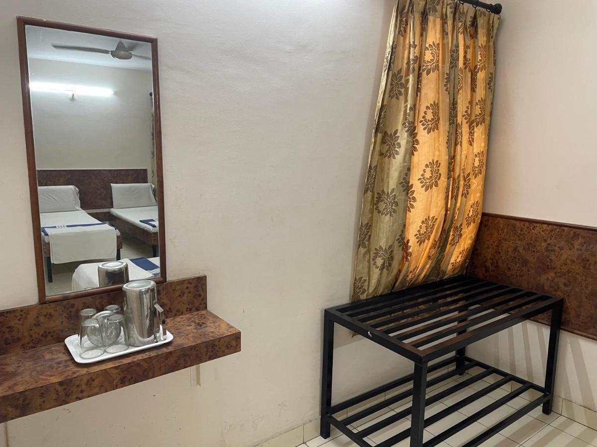 Sri Durgamba Lodge Bangalore Ngoại thất bức ảnh